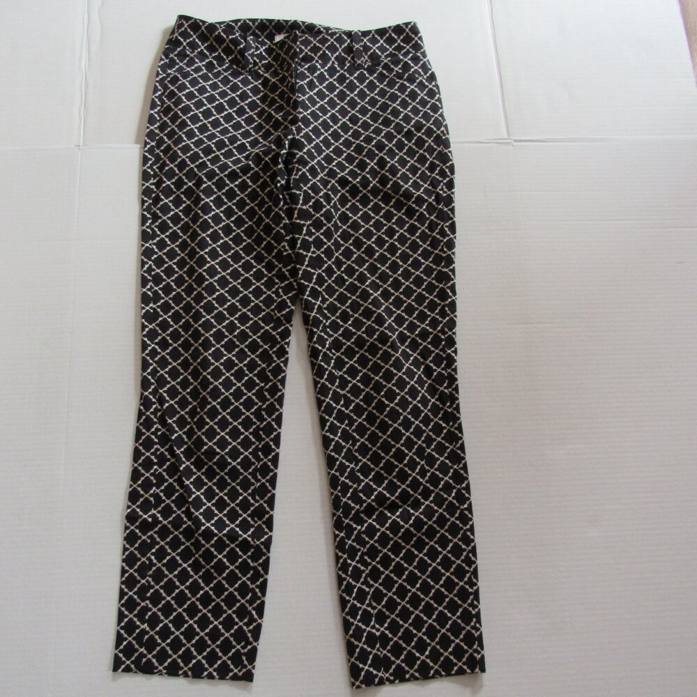 White House Black Market Geometric Print Size 2 Black & Cream Ankle/Capri Pants